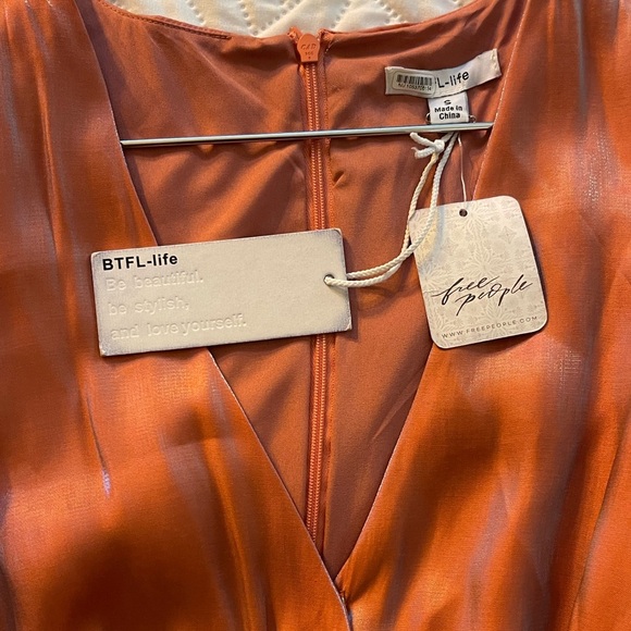 FREE PEOPLE - BTFL LIFE iridescent blue rust pink puff sleeve jumpsuit - Picture 7 of 8